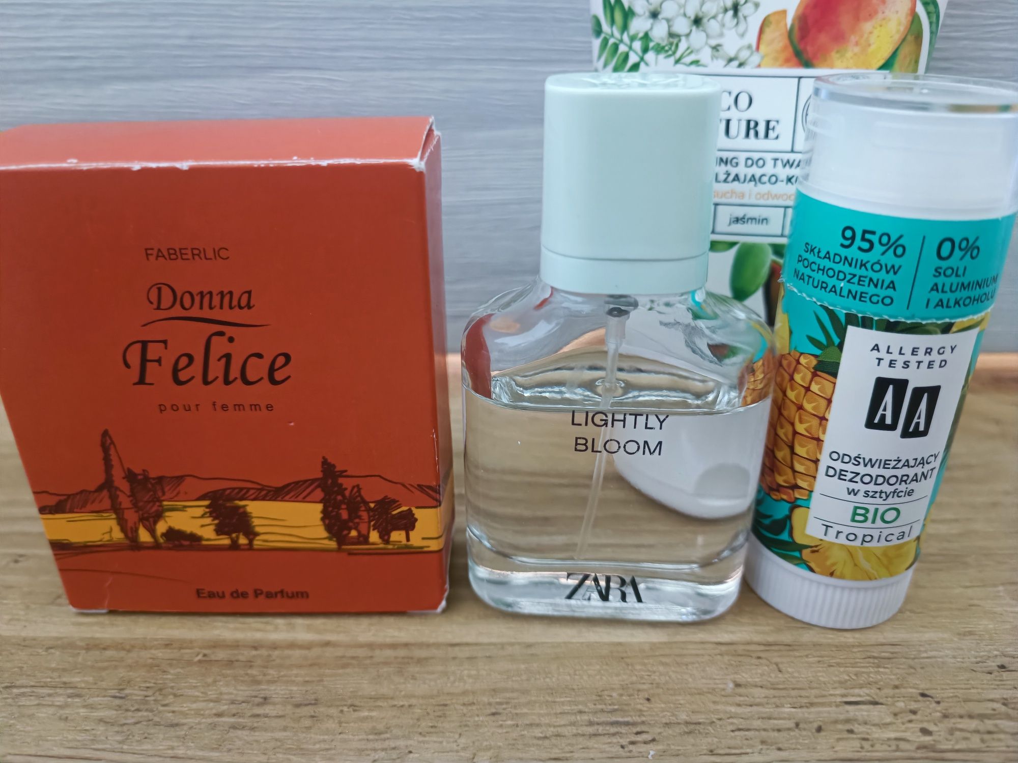 Zestaw perfumy woda perfumowana zara lightly bloom Faberlic