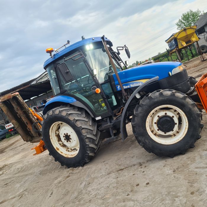 New Holland TD5050