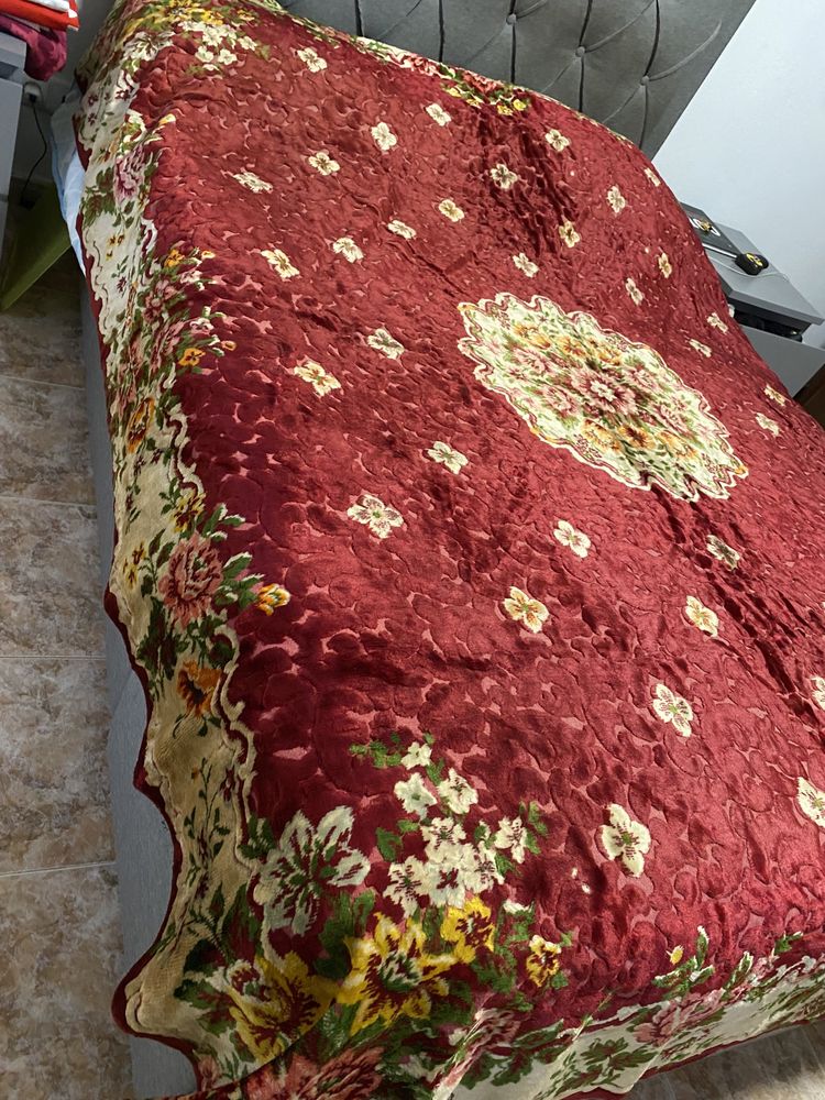 Carpete / Colcha de veludo vintage italiana 195x220