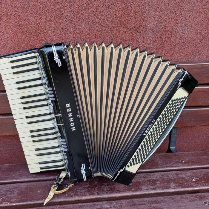 Akordeon Hohner Verdi 4