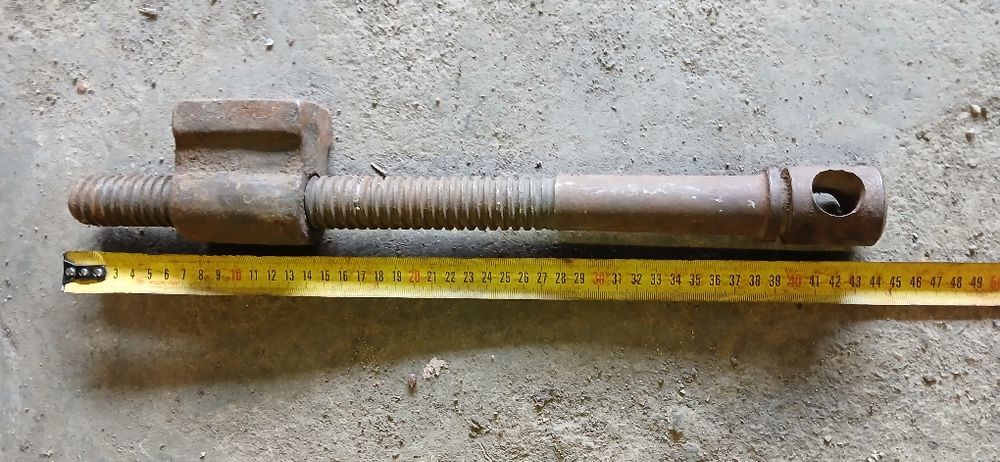 Запчастини до радянських тисків