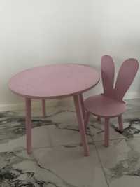 Dziecięcy drewniany stolik i krzesełko królik rożowy