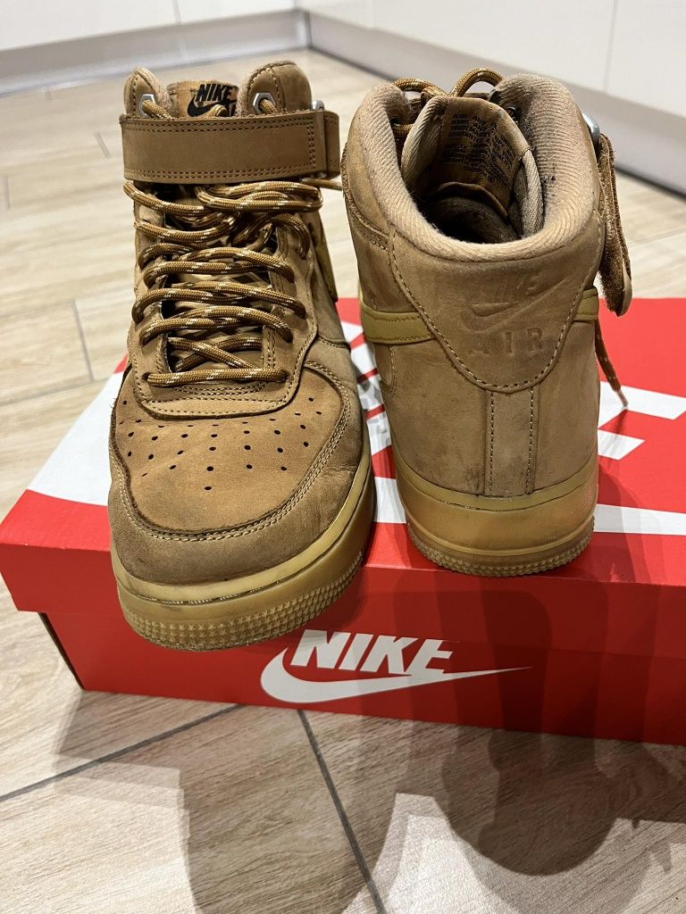 Air Force 1 Mid beżowe