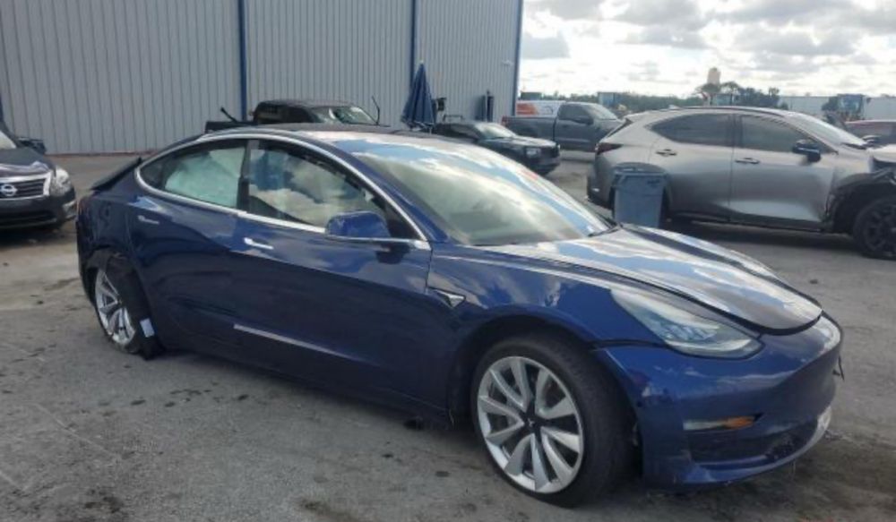 Tesla 3 75kw Киев