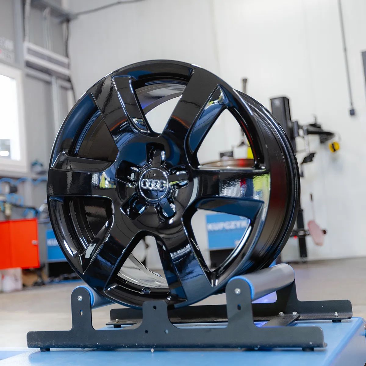 Oryginalne Felgi Audi 17 A4 A5 A6 A7 A8 Q3 Q5 TT