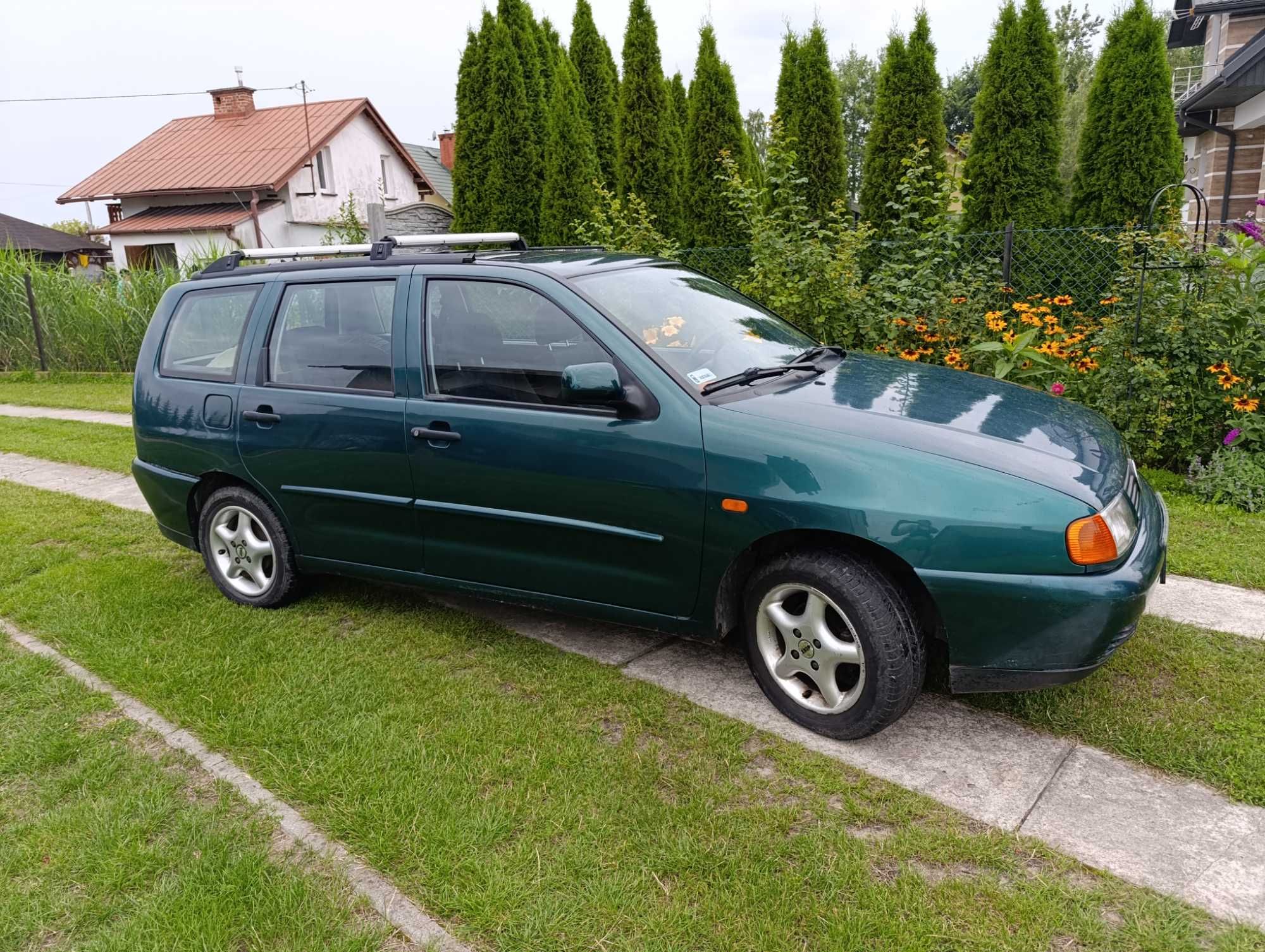 VOLKSWAGEN polo kombi 1.4 V8 75 km