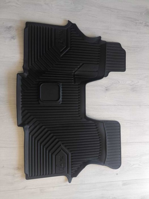 Dywaniki gumowe 3D VW T4 Transporter Multivan Caravelle Kombi