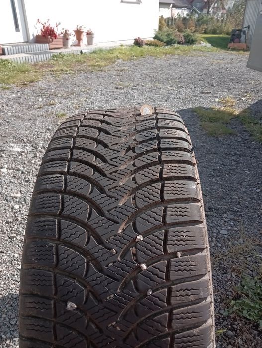 Opony bieżnikowane 2sztuki 225/50 r17