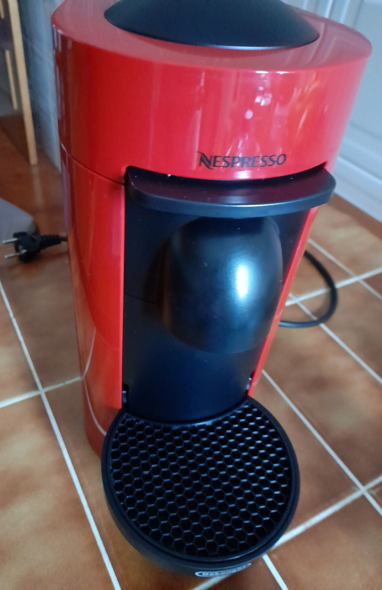 Máquina de café Nespresso Vertuo Plus