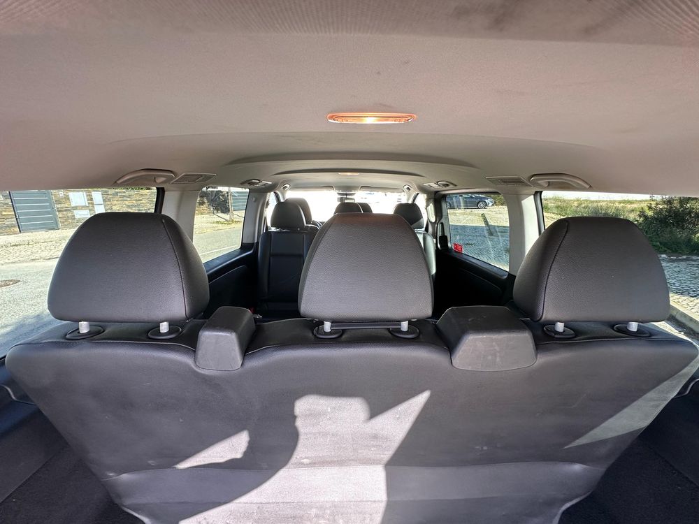 Vito Tourer 116  de 9 lugares (versão longa)