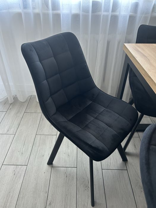 Zestaw stół i 6 krzeseł. Loft.