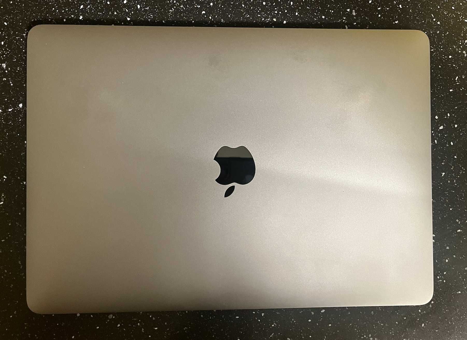 Macbook Pro 2017 A1706 Intel I7 16gb 512ssd bładny Space Gray zasilacz