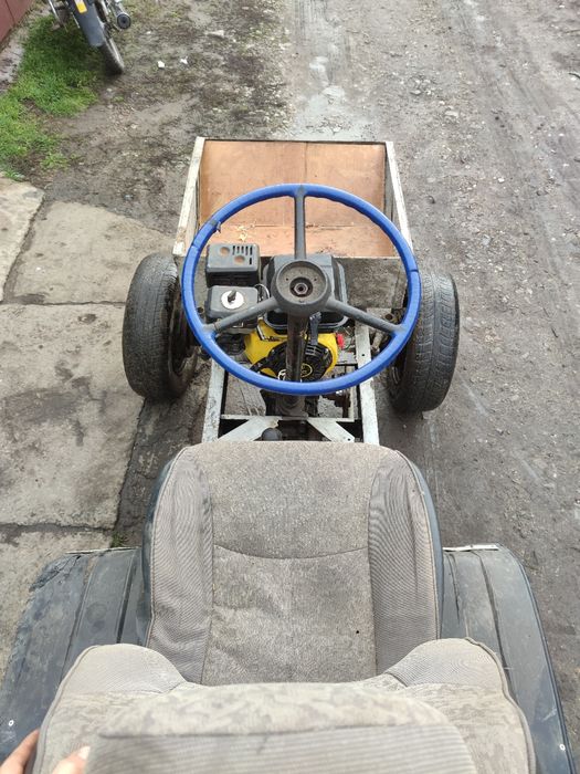 Минитрактор 7.5hp на полном ходу