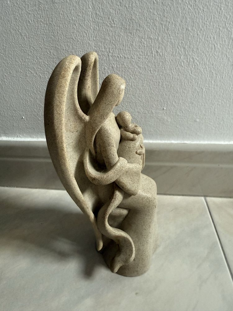 Escultura Abstrata em Marfinite – 22,5cm | Peça Decorativa LF