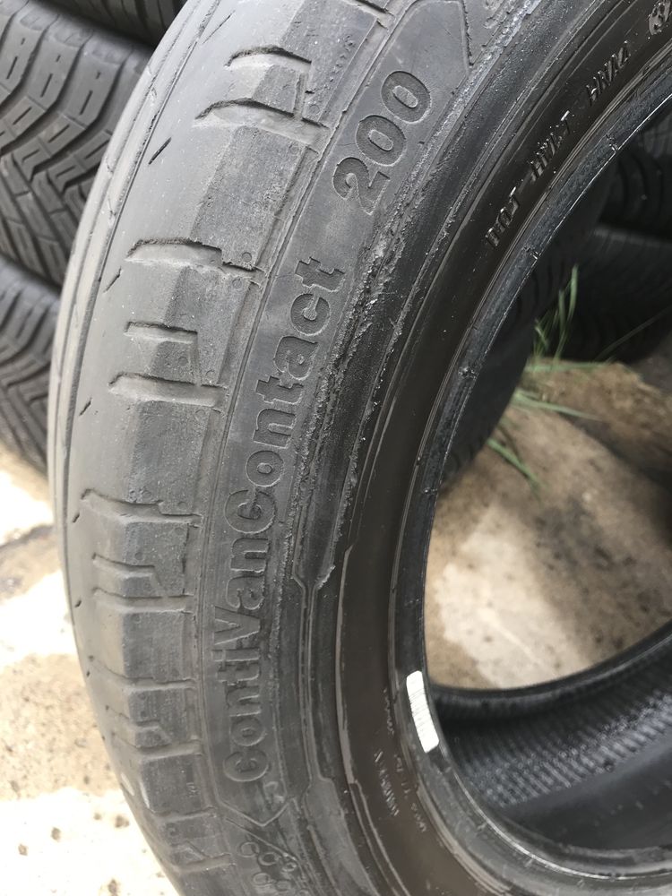 1lub2 opony letnie 17r.6 mm 215/60R17C ContiVanContact 200