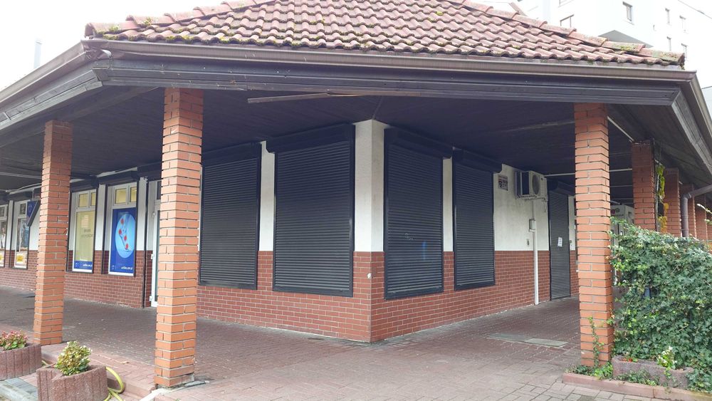 Do wynajęcia bezpośrednio tani lokal usługowo - handlowy