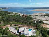 Moradia Isolada T4 Duplex Venda Caldas da Rainha