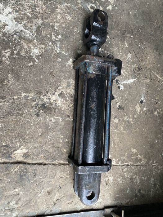 Продам Циліндр Цс-75