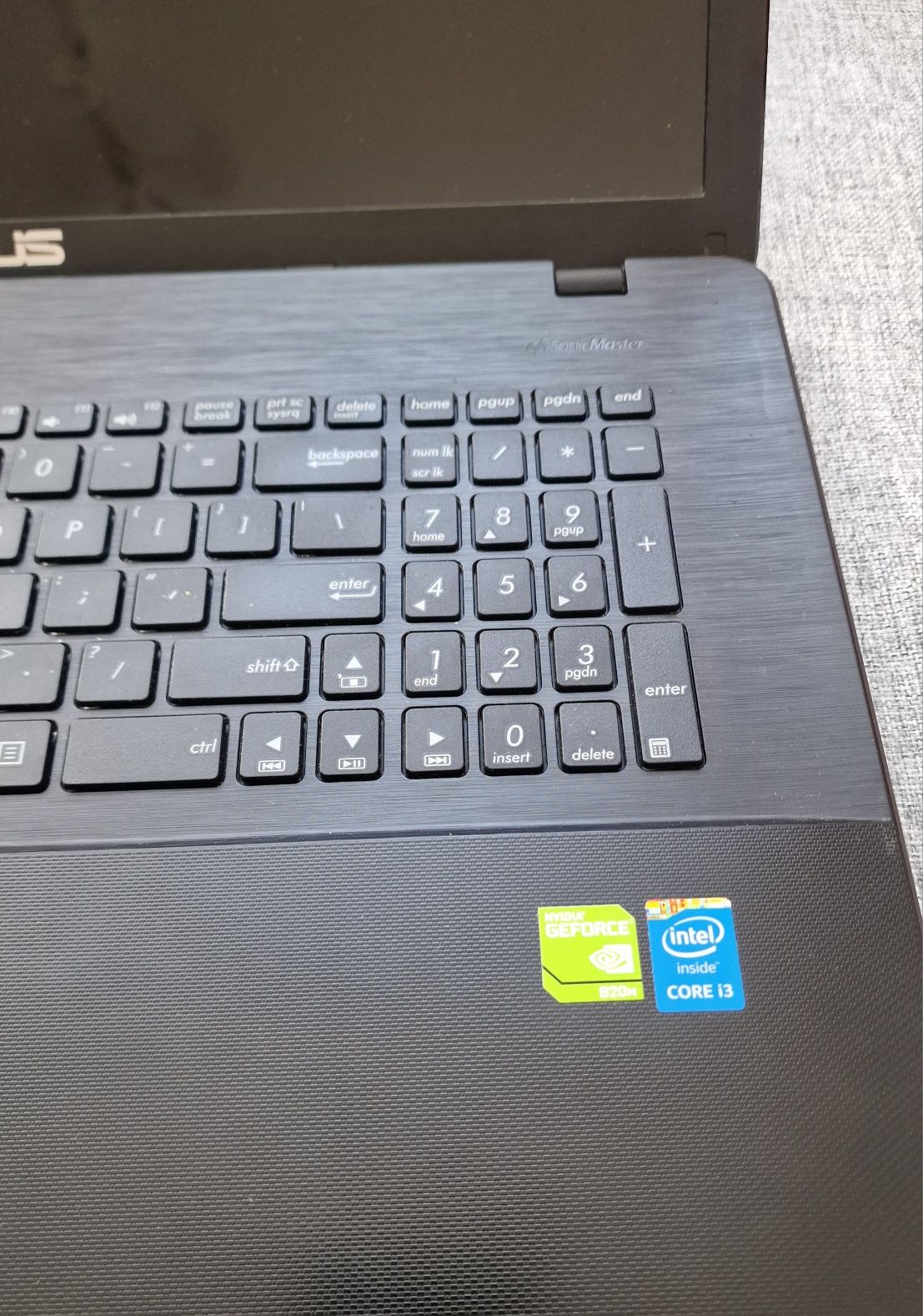 Laptop ASUS F751L 17.3"