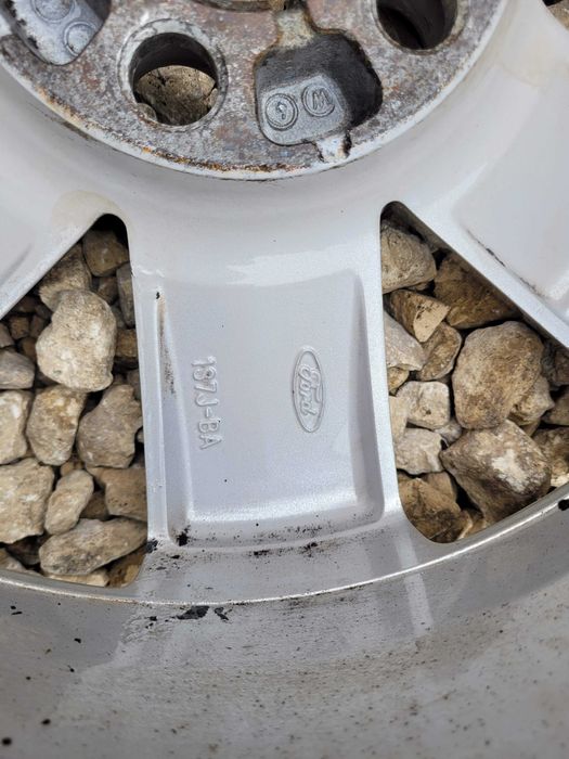 Felgi  Oryginalne Ford 5x108 16 cali  ET 52,5