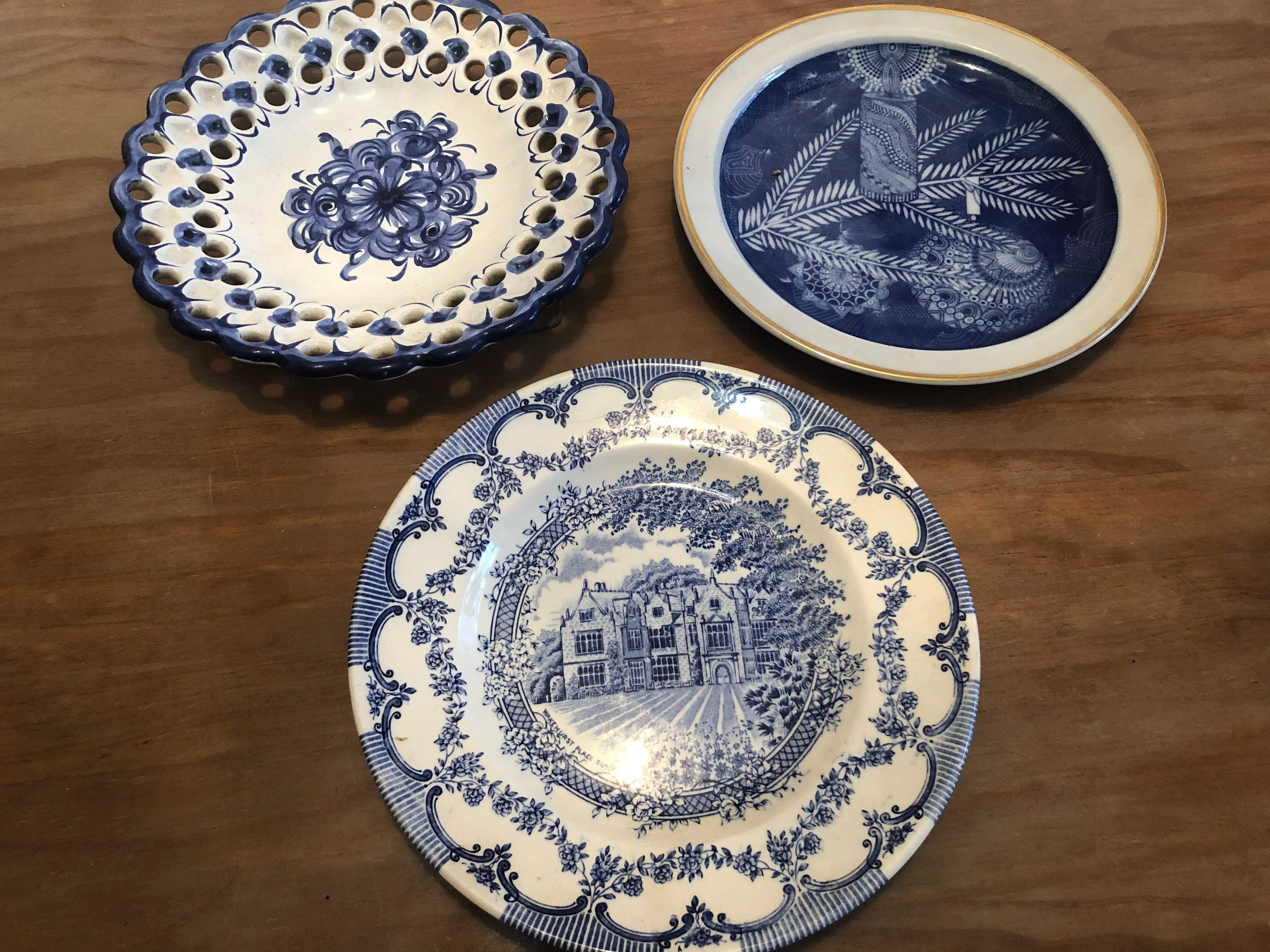 Conjunto de pratos decorativos