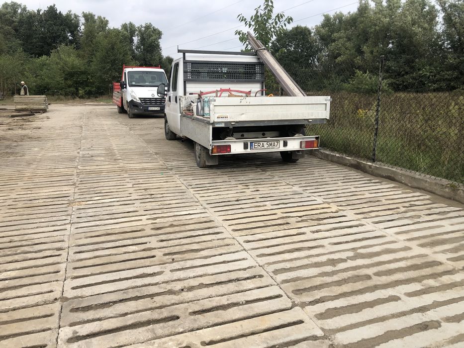 Jomb płyta Jumbo ruszto zbrojone drogowy ażur betonowy parkiet