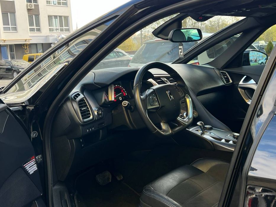 Ds5 гібрид/дизель ПОВНИЙ ПРИВІД 200к.с