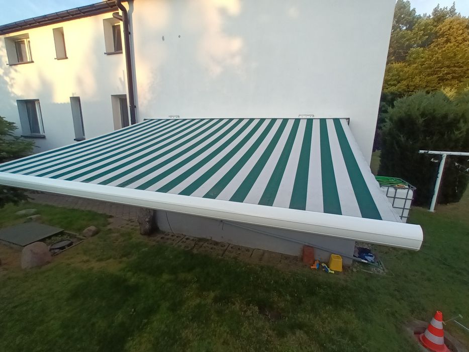 Markiza kasetowa z napędem elektrycznym 4x3