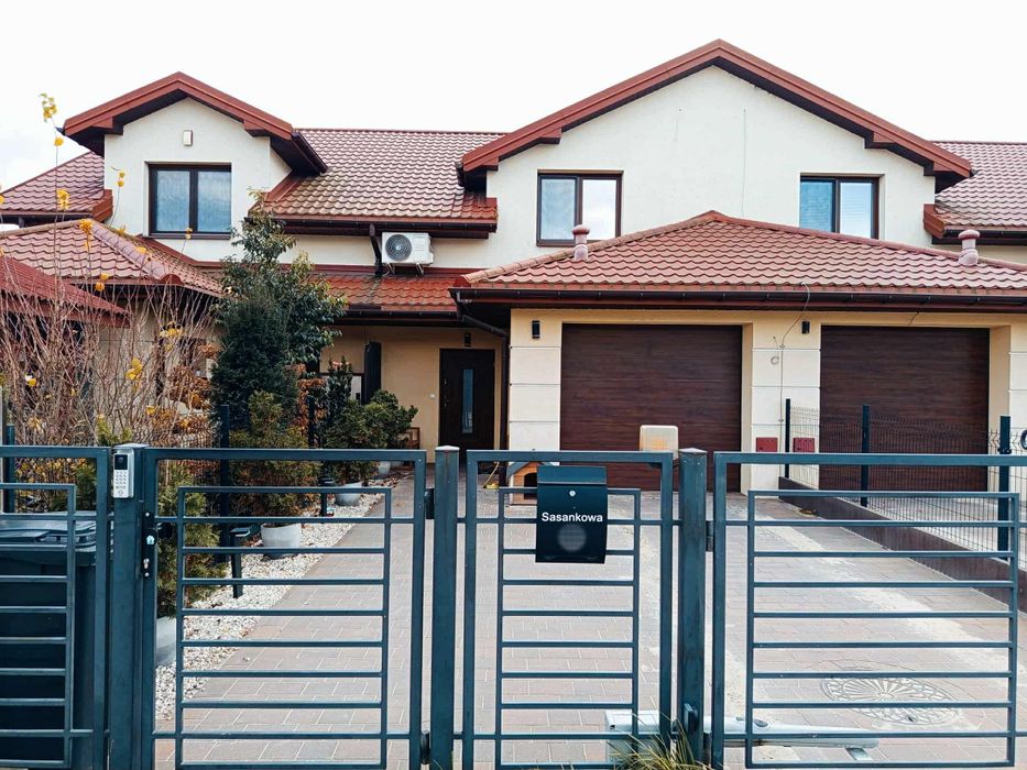 Nowoczesny dom w zabudowie szeregowej - idealna lokalizacja!