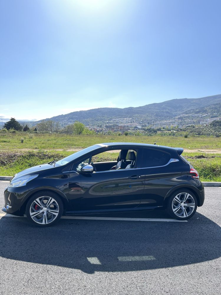 Peugeot 208 GTI 1.6