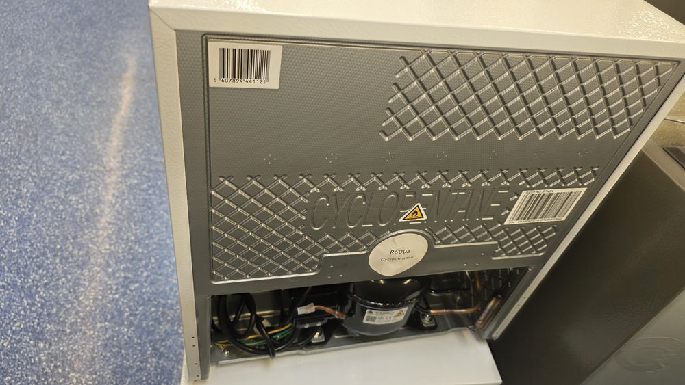 Mini bar / mini frigorifico