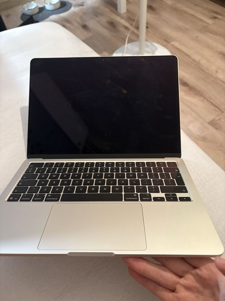 Macbook Air 2025