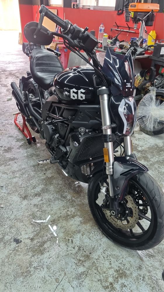 Benelli 502c com extras