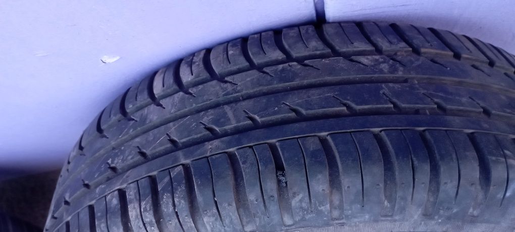 Резина Белшина 175/70R13 82T с диском на запаску