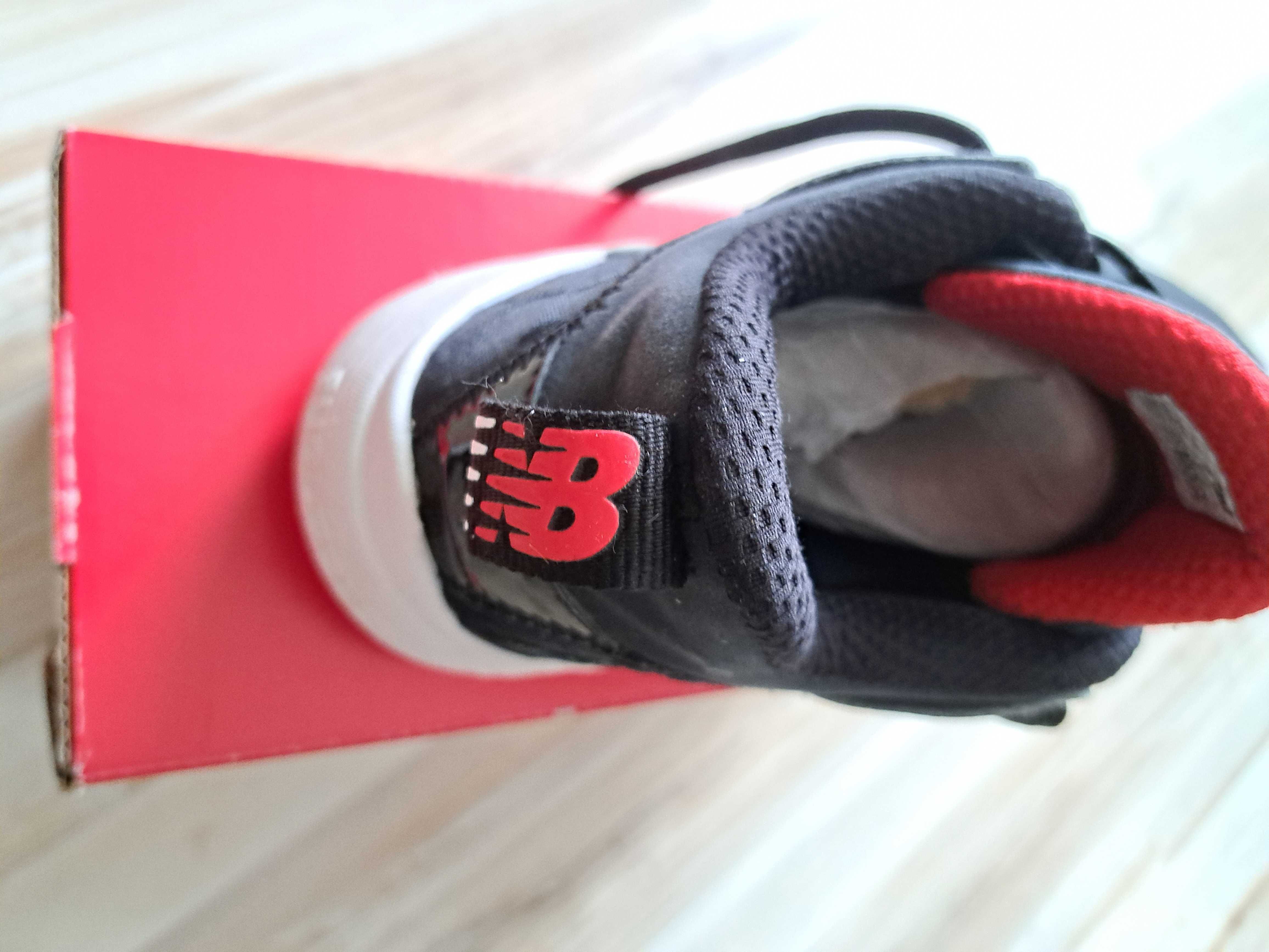 Buty koszykarskie New Balance V3. EU 41,5