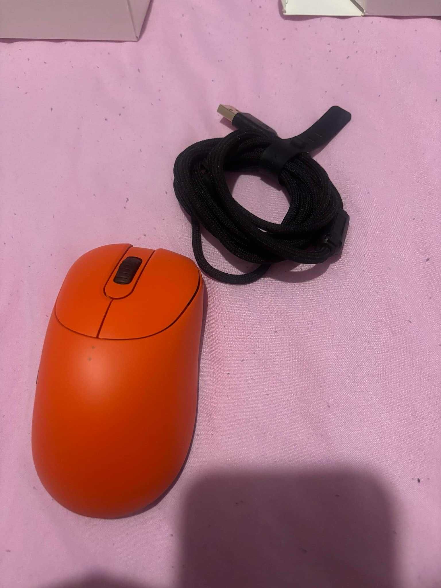 Myszka Outset Wireless Mouse