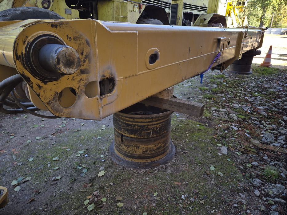 Wysięgnik, teleskop żuraw, dźwig Liebherr Ltm 1025  cześć