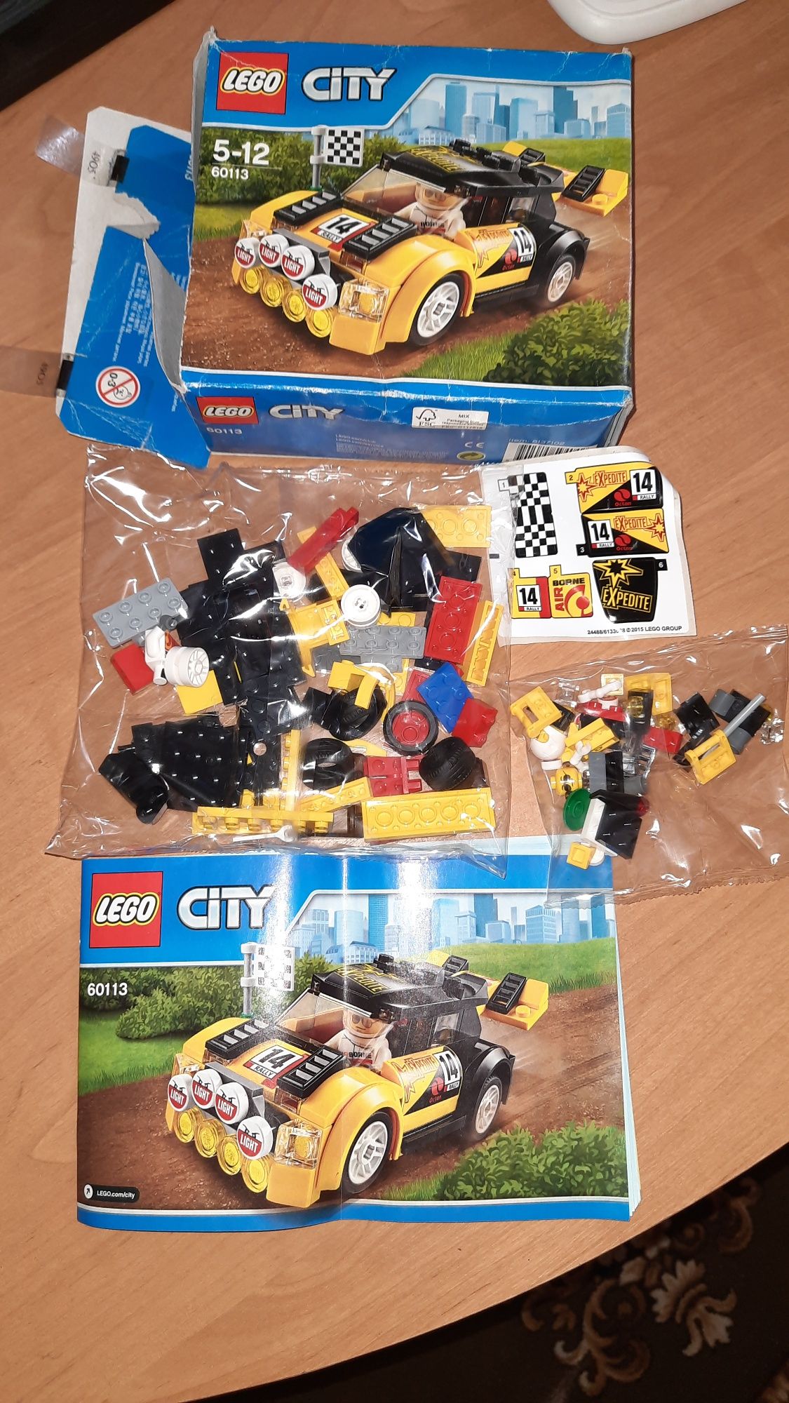 Продам лего city 60113