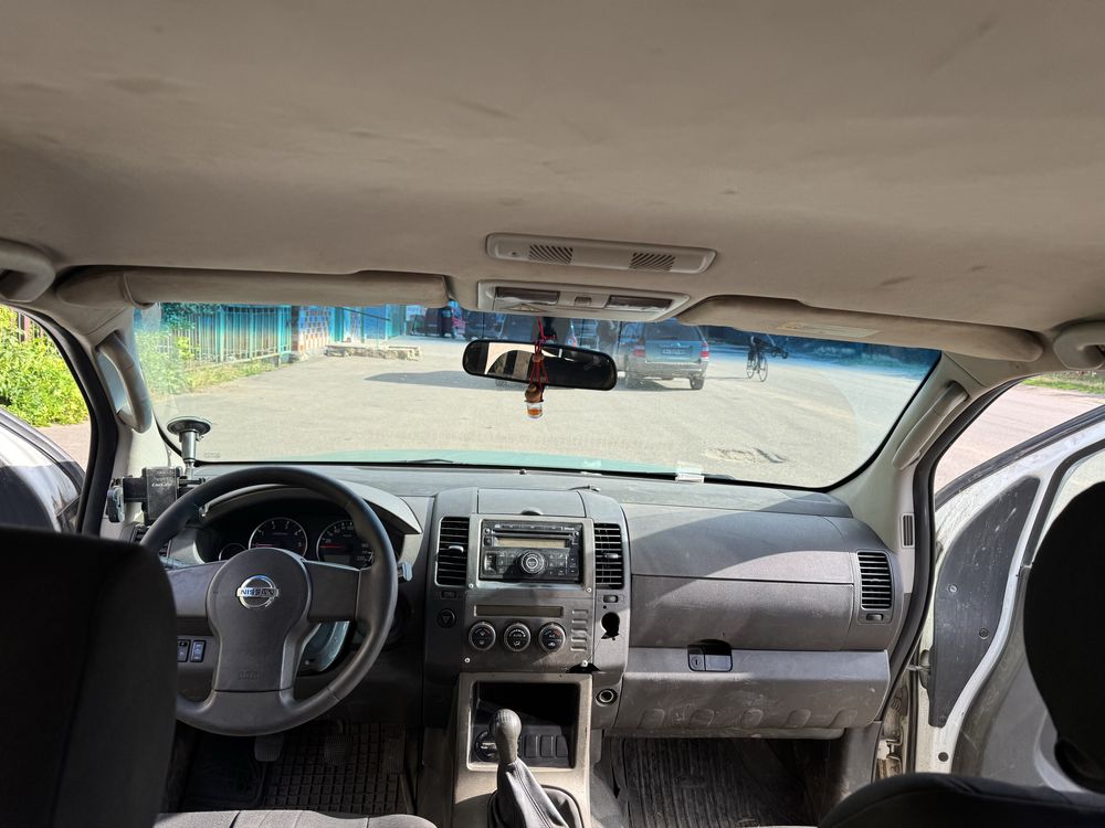 Nissan pathfinder