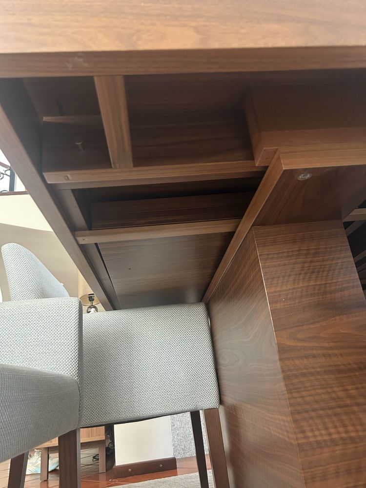 Conjunto Sala jantar Mesa, Aparador e Cadeirões LasKasas