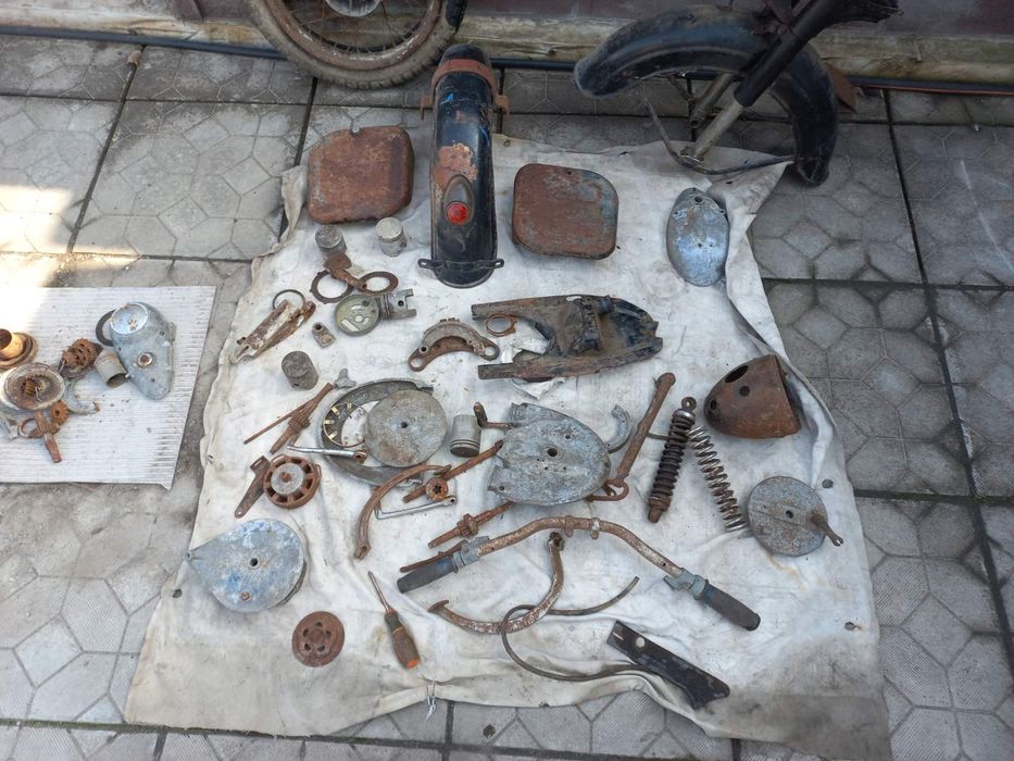 Продам колесо на мотоцикл Иж49, 56