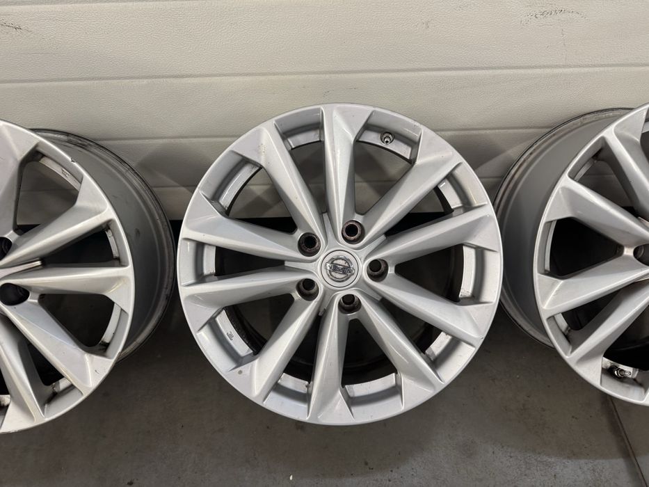 Felgi aluminiowe 17” Nissan Juke/Qashqai/x-trail  5x114,3 + tpms