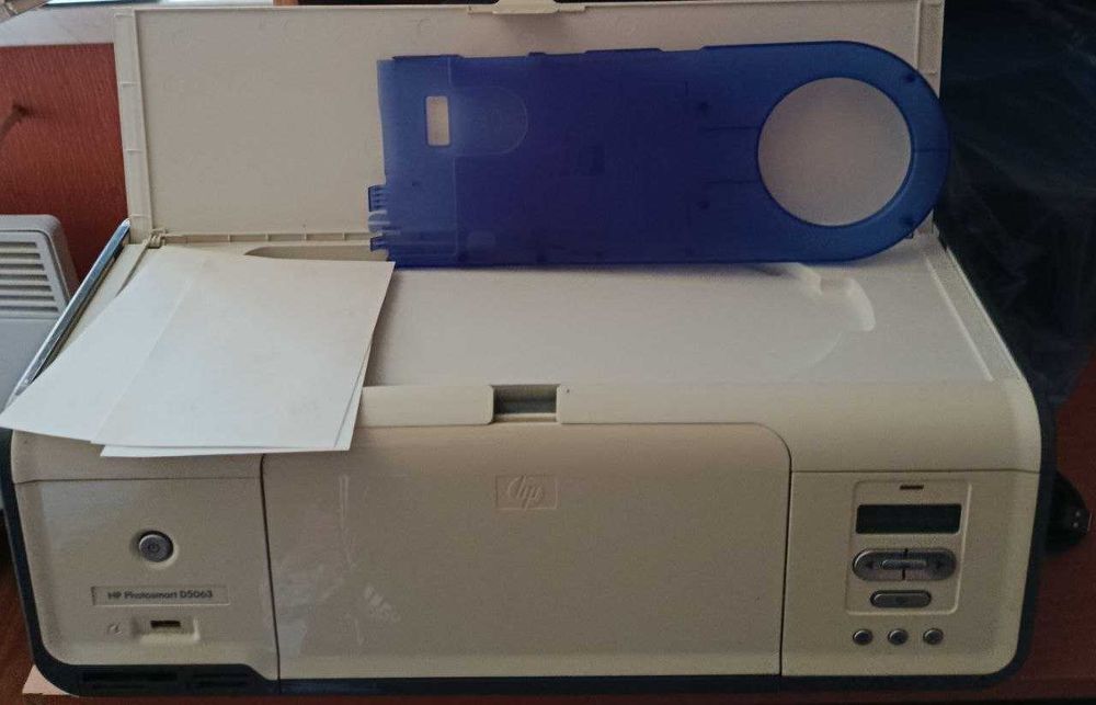 Фотопринтер HP Photosmart D5063 как новый