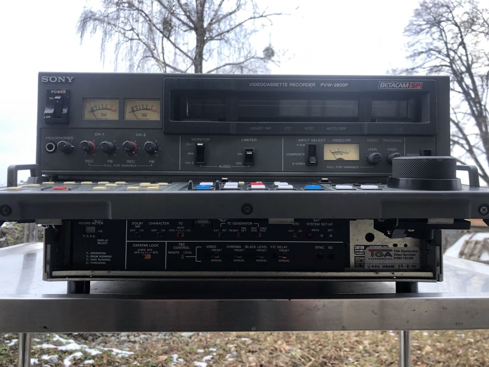 Студийный видеомагнитофон Betacam SP Sony PVW-2800P