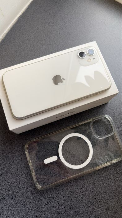 Telefon APPLE IPHONE 11 128gb super stan pudelko etui