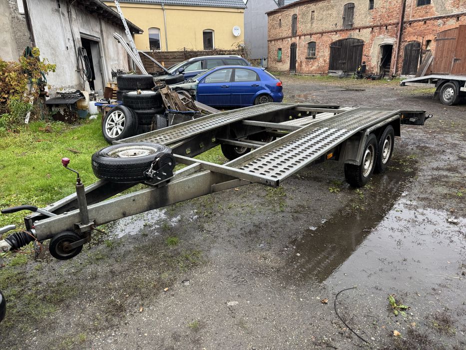 Przyczepa laweta Weekend 4.70/2.10 dmc 2700 ładowność 2100