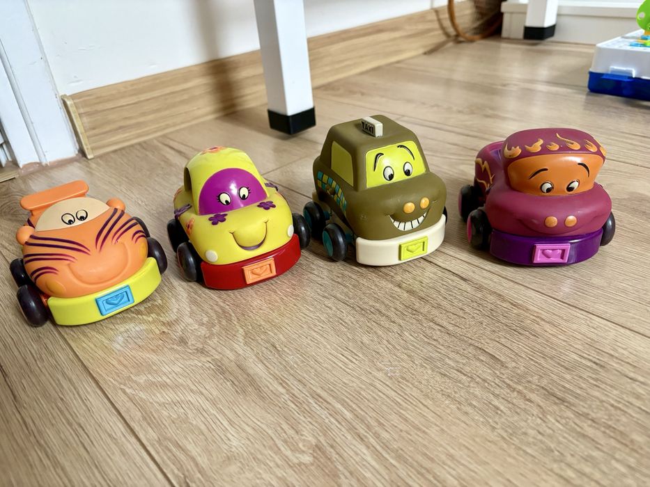 Autka B Toys z napedem