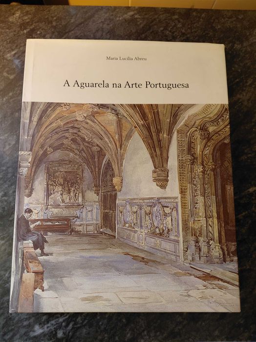Conjunto de livros sobre arte e azulejaria