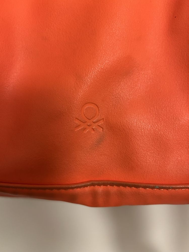 Benetton mochila cor laranja