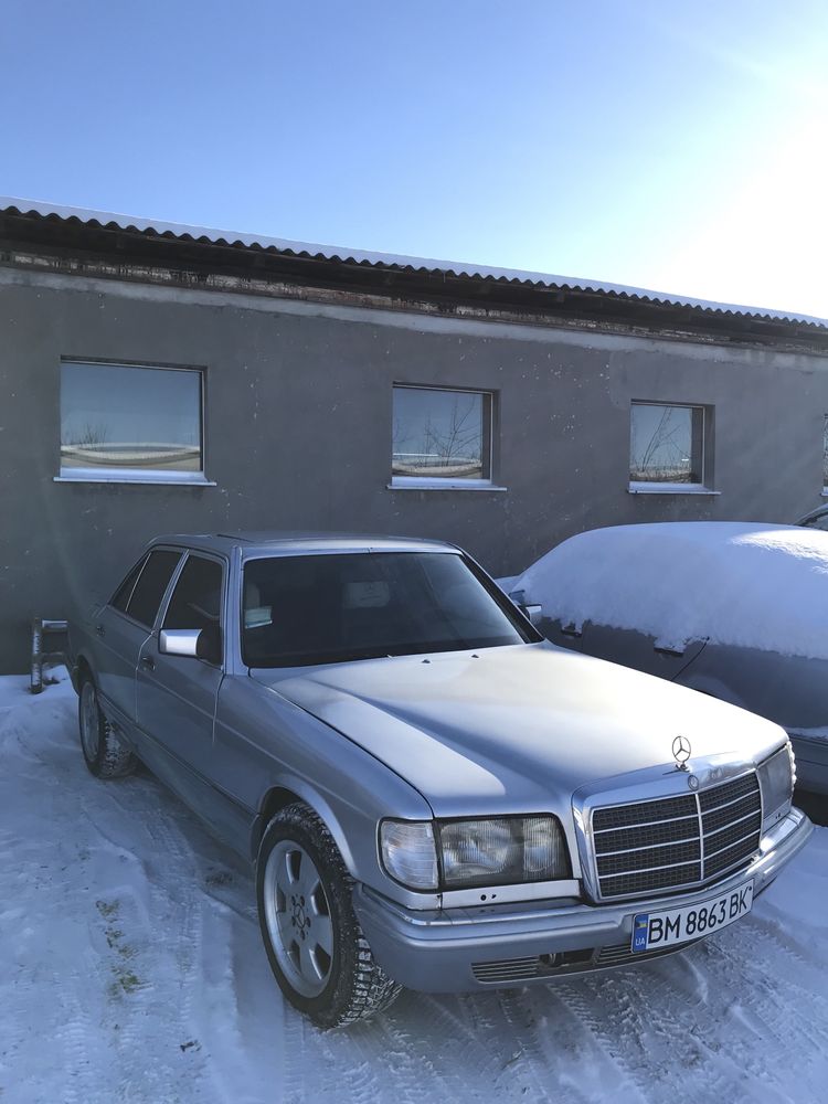 Mercedes-Benz S-Class W126 (300SE 1988)